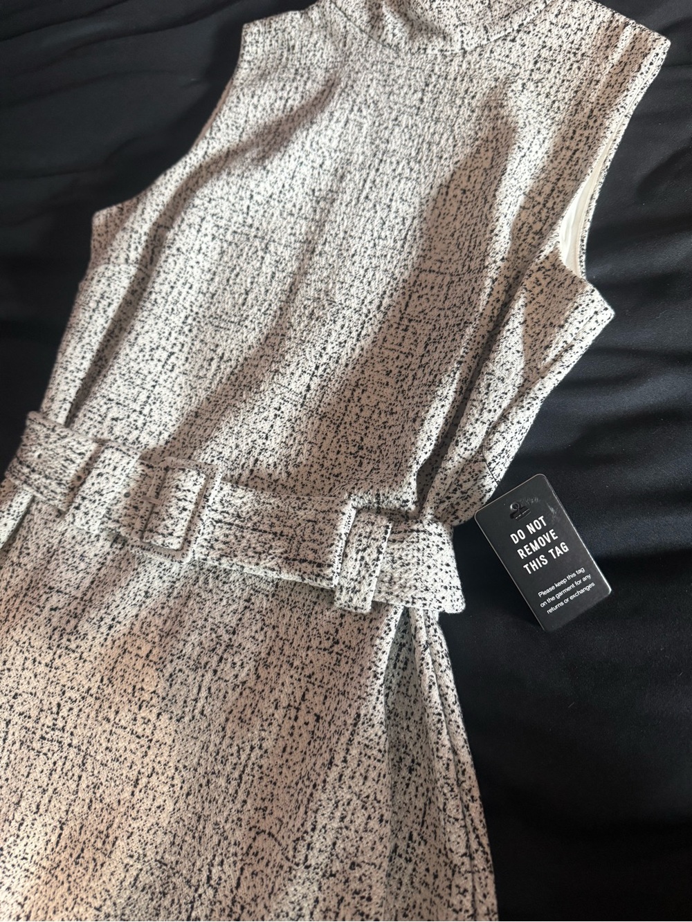 Express Sleeveless Tweed-Texture Midi Dress in Light Gray - Picture 3 of 6